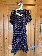 Jurk wikkeljurk Colourful Rebel zwart hartjes oto 50 lg 95, Kleding | Dames, Jurken, Zwart, Maat 42/44 (L), Ophalen of Verzenden