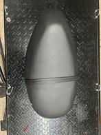 Zip zadel, Fietsen en Brommers, Brommeronderdelen | Scooters, Ophalen of Verzenden, Zo goed als nieuw, Zadel, Piaggio