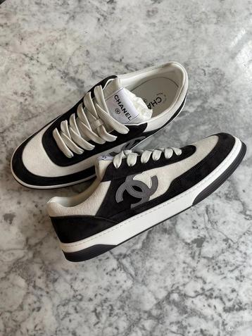 Chanel velvet schoenen sneakers shoes beschikbaar voor biedingen