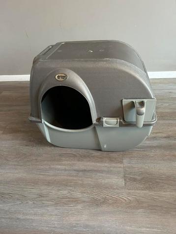 Kattenbak Omega Paw zelfreinigend beschikbaar voor biedingen
