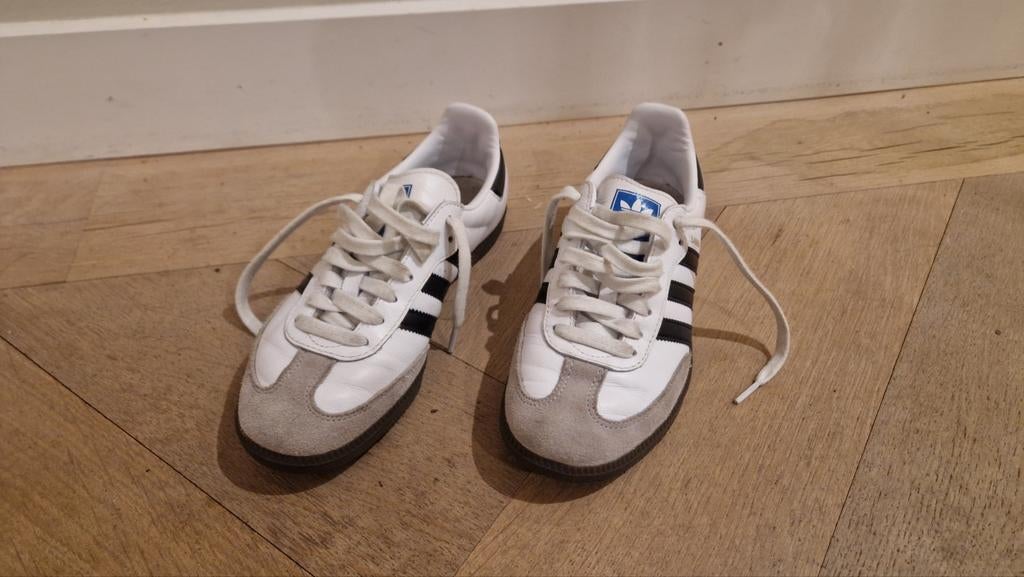 Adidas Samba - Maat 38, Kleding | Dames, Schoenen, Adidas, Wit, Ophalen of Verzenden, Sneakers of Gympen