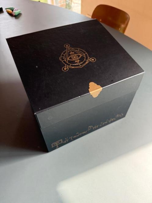 The Enigma Box – Arcanum Deluxe Edition (Engels)​, Hobby en Vrije tijd, Gezelschapsspellen | Bordspellen, Zo goed als nieuw, Ophalen of Verzenden