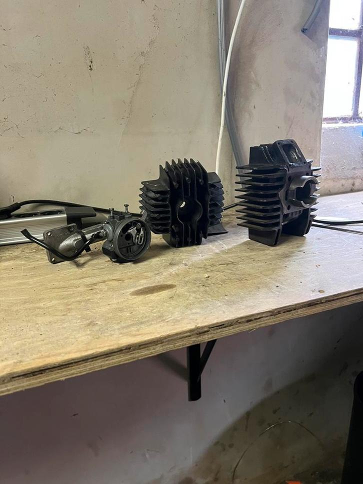 Tomos cilinder set, Fietsen en Brommers, Brommers | Tomos, Zo goed als nieuw, Overige modellen, Ophalen of Verzenden