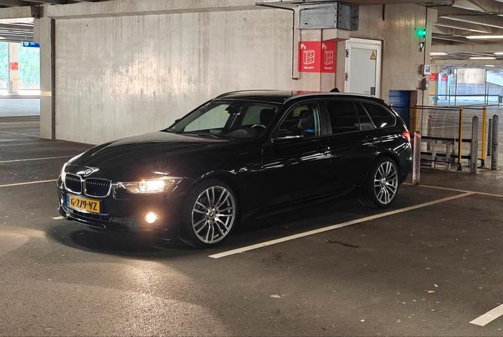 BMW 3 Serie F31 2.0 318D Touring aut, Auto's, BMW, Particulier, 3-Serie, ABS, Bluetooth, Boordcomputer, Centrale vergrendeling