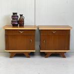 Set midcentury vintage nachtkastjes sixties schuine pootjes