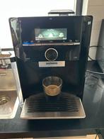 Siemens EQ.9 s300 Koffiemachine, Afneembaar waterreservoir, Espresso apparaat, Zo goed als nieuw, 2 tot 4 kopjes