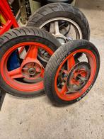 Cbr600 voorwiel met schijven en 2 achterwielen, Ophalen