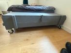 Stoere klepbank op wieltjes!, Ophalen, Minder dan 50 cm, Gebruikt, 100 tot 150 cm