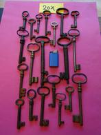 20 x OUDE ANTIEKE SLEUTELS SLEUTEL SLOT SLOTEN KIST KAST, Antiek en Kunst, Curiosa en Brocante, Ophalen of Verzenden