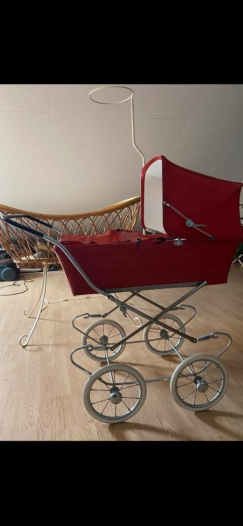 Vintage Rode Poppenwagen, Kinderen en Baby's, Kinderwagens en Combinaties, Gebruikt, Kinderwagen, Overige merken, Ophalen