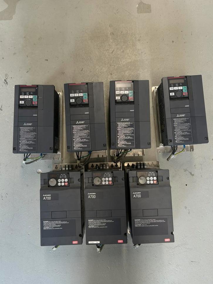 Mitsubishi - A700 & A800 - VFD - Frequentie regelaar, Hobby en Vrije tijd, Elektronica-componenten, Gebruikt, Ophalen of Verzenden