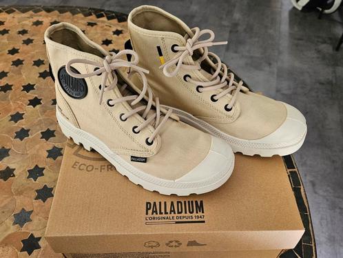 Palladium maat 39, in prijs verlaagd,, Kleding | Dames, Schoenen, Zo goed als nieuw, Beige, Ophalen of Verzenden