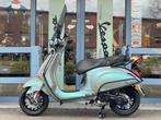 Mooie Custom Vespa SPRINT 45km Opaco Aqua Chameleon bj. 8-20, Fietsen en Brommers, Scooters | Vespa, Ophalen, Maximaal 45 km/u