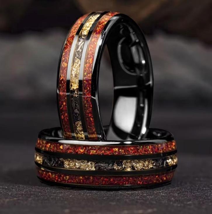 Trouwringen wolfraam met rood Opaal en zwart - Ryann, Sieraden, Tassen en Uiterlijk, Ringen, Nieuw, Dame of Heer, Overige kleuren