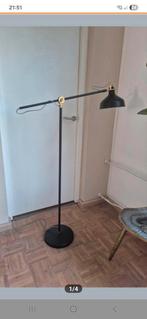zwarte lamp IKEA, Huis en Inrichting, Lampen | Vloerlampen, Ophalen, Zwart, 100 tot 150 cm, Zo goed als nieuw