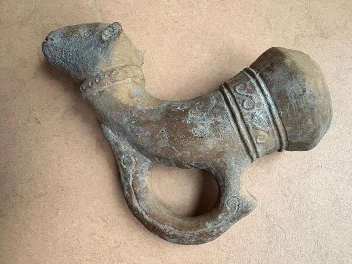 Mooie rhyton, waarschijnlijk Grieks, zeer oud, Antiek en Kunst, Antiek | Keramiek en Aardewerk, Ophalen of Verzenden