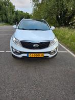 Kia Sportage 1.6 GDI 2015 Wit sportuitvoering pano trekhaak, Voorwielaandrijving, 65 €/maand, 1280 kg, 1591 cc