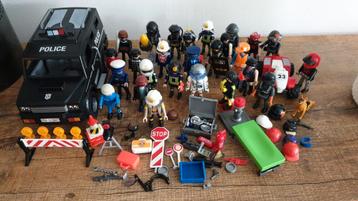 Playmobil Politie Team met Voertuig en Accessoires beschikbaar voor biedingen