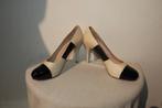 Furla stylvolle nette pumps creme en zwart lak leer Als Nieu, Kleding | Dames, Schoenen, Pumps, Overige kleuren, Zo goed als nieuw
