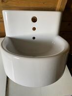 Oude toiletbak wastafel, Huis en Inrichting, Badkamer | Badkamermeubels, Zo goed als nieuw, Minder dan 100 cm, Wasbak of Wastafel