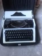 Vintage typemachine Erika, Ophalen, Gebruikt