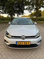 Volkswagen Golf 1.5 TSI 150pk R-line DSG 2018 Trekhaak, Auto's, 1498 cc, 4 cilinders, Wit, Bedrijf