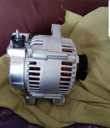 Toyota Yaris p1 1.0 Dynamo Ribbenaantal 4 nieuwe €170,00 90A beschikbaar voor biedingen