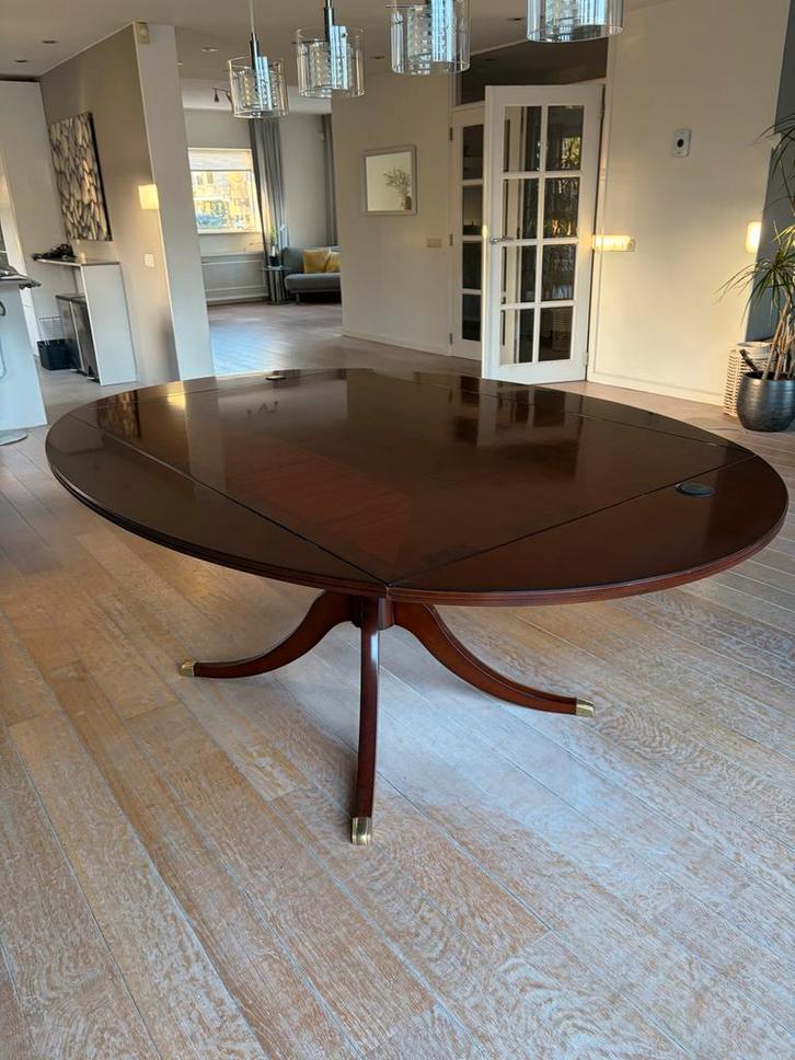 Mahonie uitschuifbare eettafel - zo goed als nieuw, Huis en Inrichting, Tafels | Eettafels, Zo goed als nieuw, 100 tot 150 cm