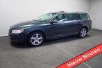 Volvo V70 3.2 Kinetic, Auto's, Volvo, Voorwielaandrijving, 238 pk, Electronic Stability Program (ESP), Blauw