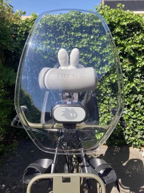 Thule Yepp Mini fietsstoeltje montage voorzijde zwart, Fietsen en Brommers, Fietsaccessoires | Fietsstoeltjes, Zo goed als nieuw