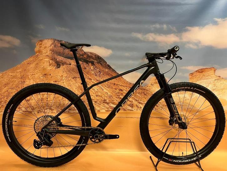 Orbea Alma M-TEAM AXS carbon hardtail - 2025 model - maat L, Fietsen en Brommers, Fietsen | Mountainbikes en ATB, Nieuw, Overige merken