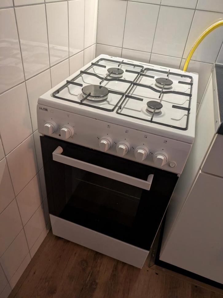 Etna gasfornuis met oven - 4 pits., Witgoed en Apparatuur, Fornuizen, Gebruikt, Vrijstaand, Gas, 4 kookzones, 85 tot 90 cm, Ophalen