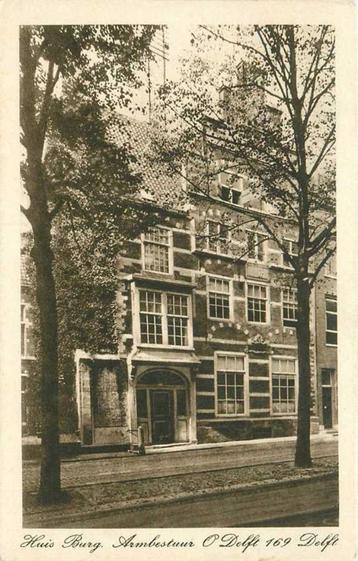 (300-170-031) Delft Armbestuur beschikbaar voor biedingen