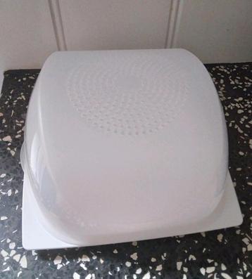 Tupperware Cheesmart kaasdoos kaastrommel beschikbaar voor biedingen