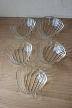 Vintage set van Pyrex Sint-Jakobsschelpen, Huis en Inrichting, Keuken | Keukenbenodigdheden, Ophalen of Verzenden, Gebruikt