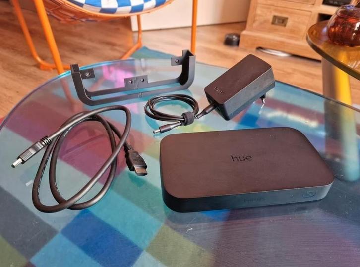Philips Hue Sync Box 4K, Audio, Tv en Foto, Converters, Zo goed als nieuw, Ophalen of Verzenden
