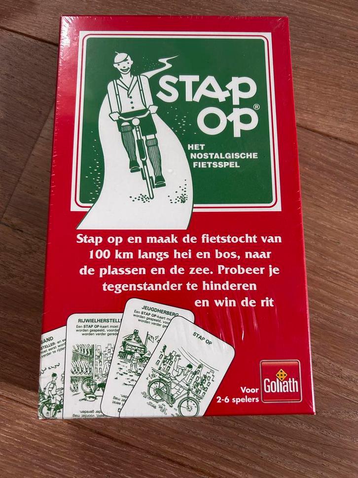 Stap Op - Het Nostalgische Fietspel - Nieuw!, Hobby en Vrije tijd, Gezelschapsspellen | Bordspellen, Nieuw, Drie of vier spelers