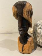 Kleine houten buste. Vrouw met hooftooi Afrika. Tanzania, Ophalen