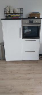 Keukenblok van Ikea met bijna nieuwe oven., Huis en Inrichting, Hoogglans of Gelakt, Gebruikt, Ophalen of Verzenden, Enkelwandige keuken