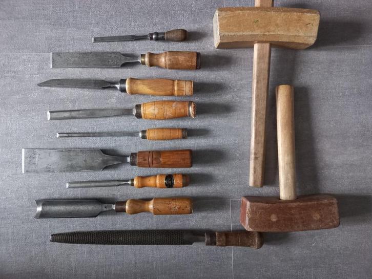 Diversen beitels, Antiek en Kunst, Antiek | Gereedschap en Instrumenten, Ophalen of Verzenden