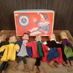 Oude handgekerfde handpoppen in originele doos, Antiek en Kunst, Verzenden