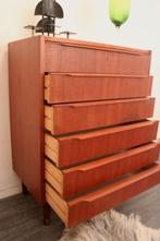 Jaren 60 Deense mid century design ladekast in teak, Huis en Inrichting, Kasten | Ladekasten, Gebruikt, 100 tot 150 cm, -, Ophalen of Verzenden
