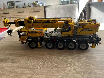 Lego Technic 42009 uiteraard helemaal compleet en werkend!! beschikbaar voor biedingen
