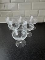 COUVOISIER glazen met strip,  op voet, gegraveerd, 6 stuks, Ophalen of Verzenden, Zo goed als nieuw, Borrel- of Shotglas