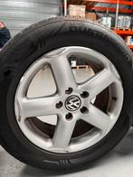 Originele Volkswagen Touareg velgen met goed banden 18 inch, Auto-onderdelen, Banden en Velgen, Band(en), Gebruikt, Personenwagen