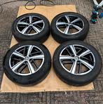 Originele Colombo velgen en zomerbanden XL VW CADDY 17 inch, Auto-onderdelen, Banden en Velgen, Ophalen, Banden en Velgen, 17 inch