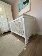 Landelijk babykamer set: ledikant, commode, wandplank, Kinderen en Baby's, Ophalen, Gebruikt, Jongetje of Meisje