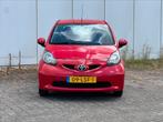 Toyota Aygo 1.0 12V Vvt-i 3DRS MMT 2007 Rood, Auto's, Toyota, Voorwielaandrijving, 4 stoelen, 68 pk, Bedrijf