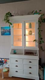 Witte buffetkast, Ophalen, Gebruikt, 25 tot 50 cm, Met deur(en)