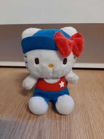 Hello kitty knuffeltje met pet 15 cm beschikbaar voor biedingen